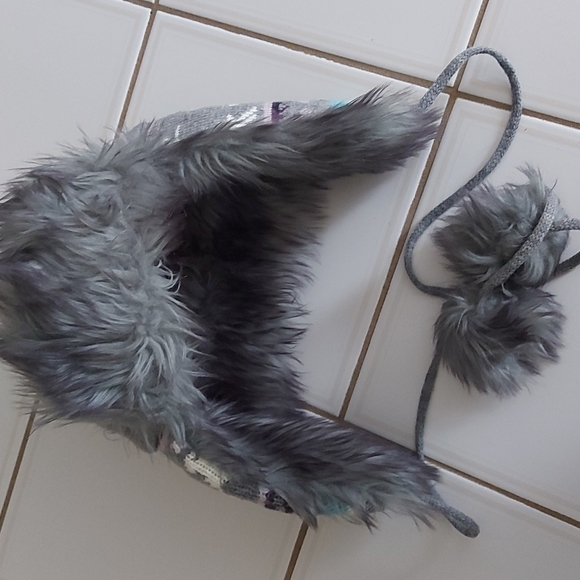 Billabong Winter Trapper Hat - Picture 2 of 4